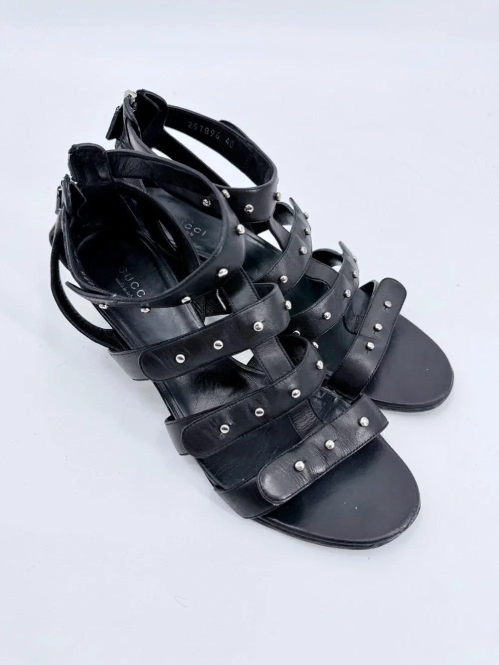 GUCCI Sigourney Studded Leather Wedge Gladiator Sandals Black Size 40